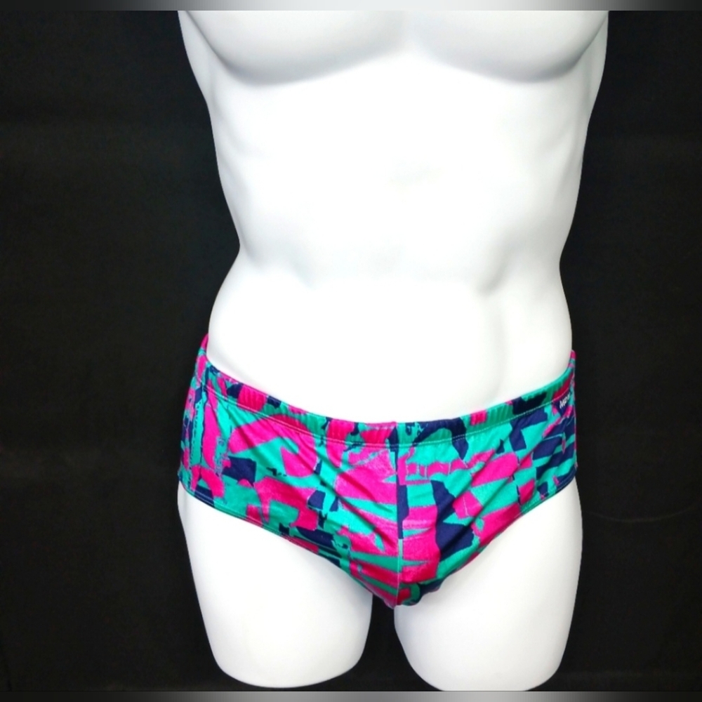 NWT Vintage 70s Meyba Men's Swim Briefs Swimsuit Bold Pattern Artistic sz Medium